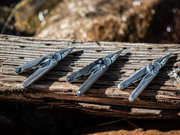 Leatherman Multitools op hout Full Size